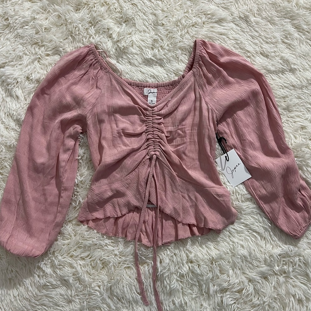Brand: Japna.  cropped pink blouse. Small. New with tags